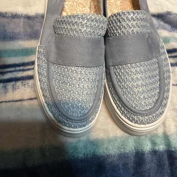 Roxy Light Blue Women's Loafers - Picture 6 of 9